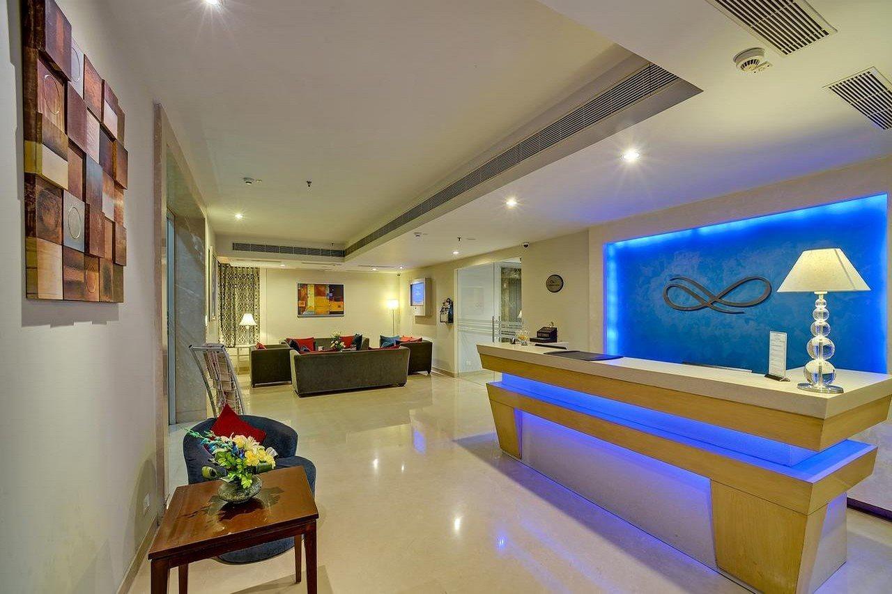 Sarovar Portico Naraina, Hotel Neu-Delhi Exterior foto