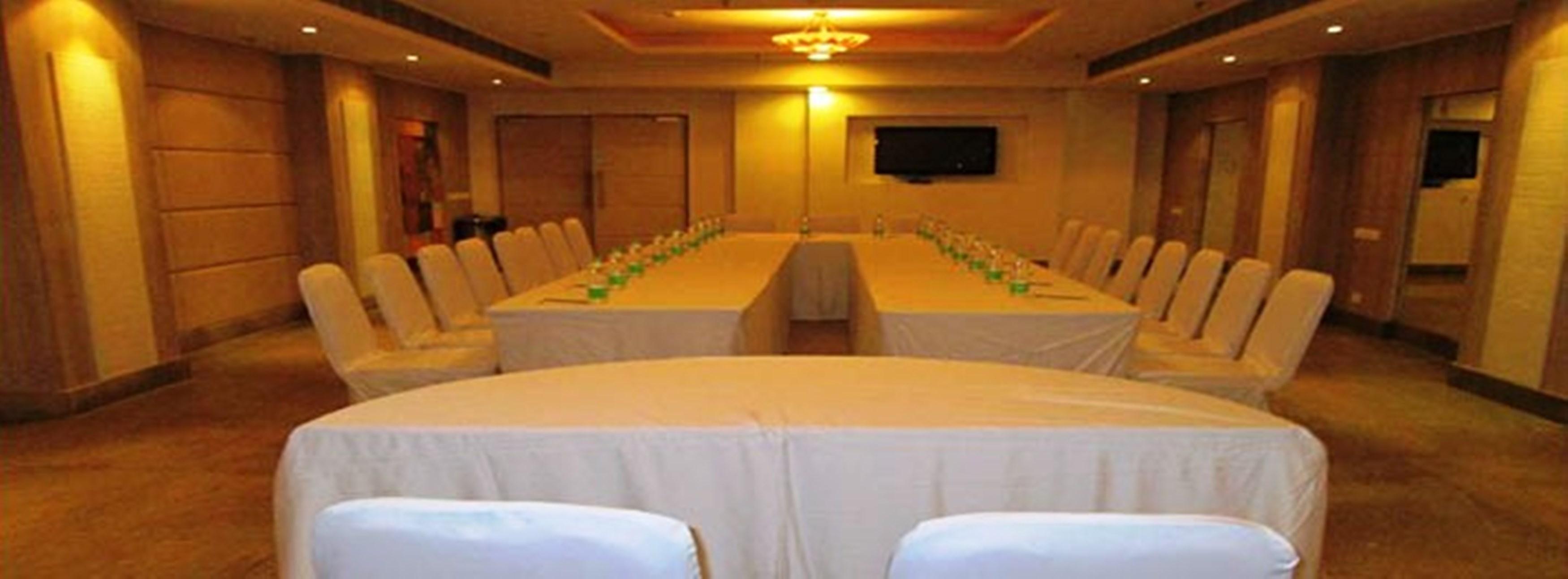 Sarovar Portico Naraina, Hotel Neu-Delhi Exterior foto
