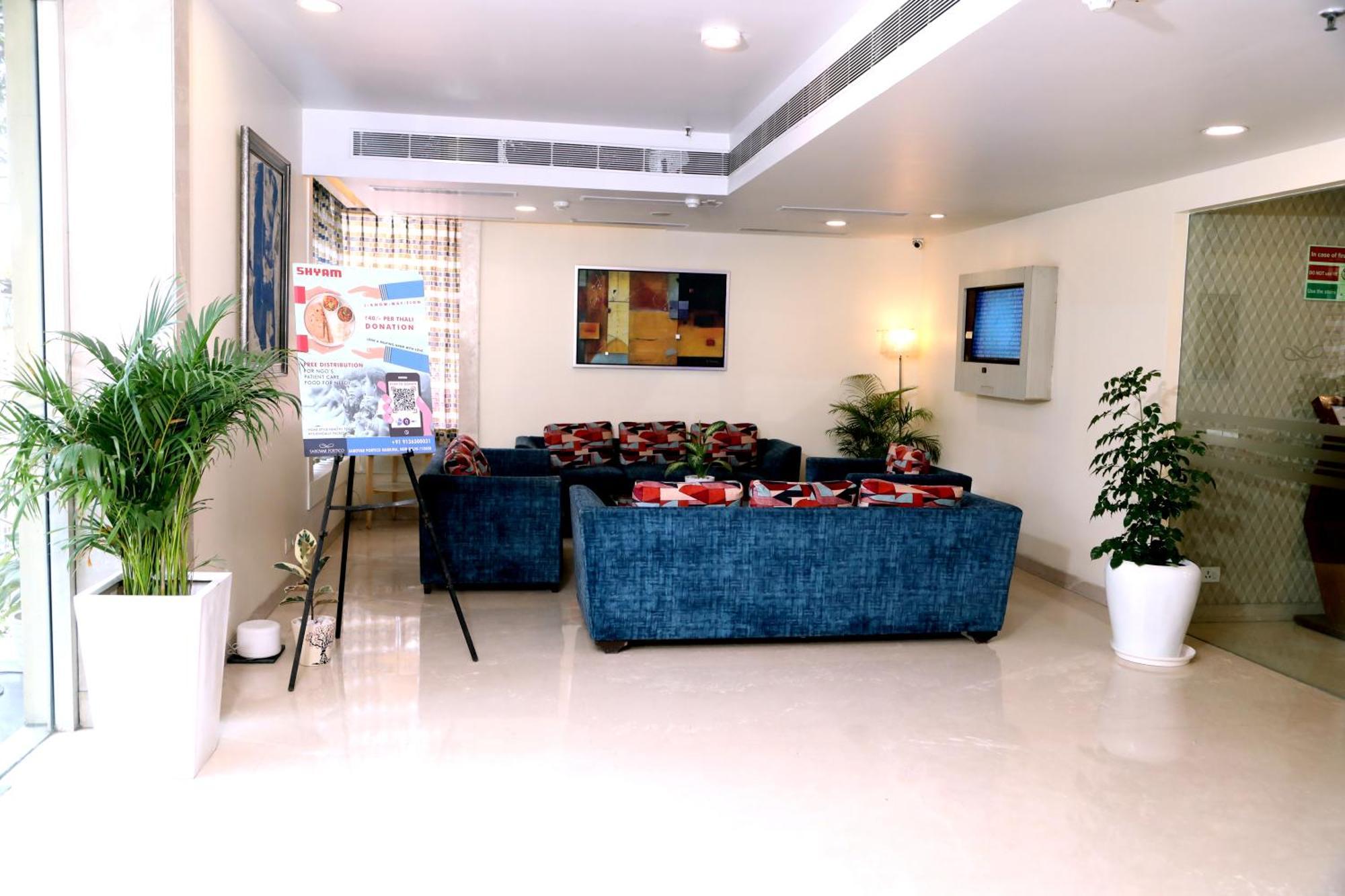 Sarovar Portico Naraina, Hotel Neu-Delhi Exterior foto