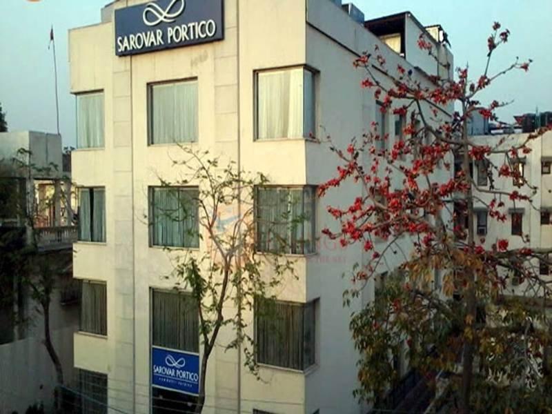 Sarovar Portico Naraina, Hotel Neu-Delhi Exterior foto
